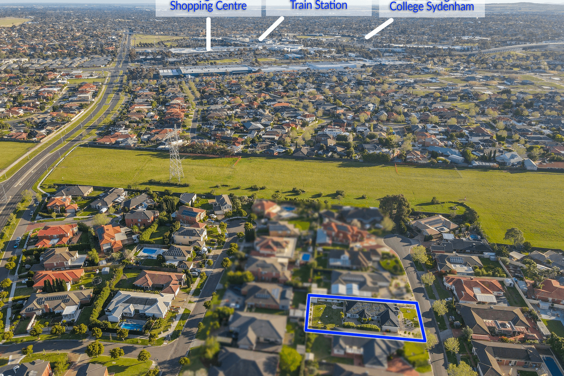 6 Warrego Place, Taylors Lakes, VIC 3038