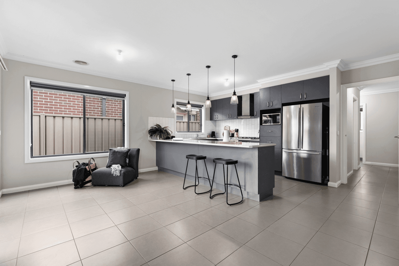 39 francis Court, KILMORE, VIC 3764