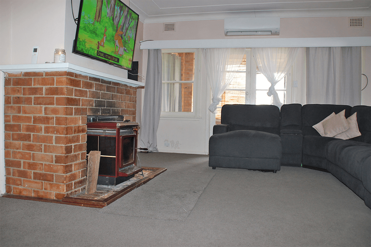 9-11 JOHN Street, COONABARABRAN, NSW 2357