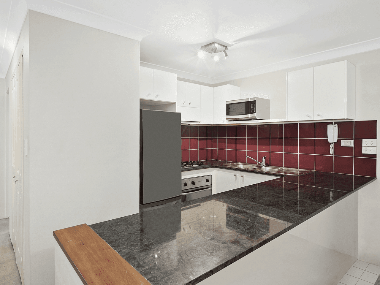 8/13 Lagoon Street, NARRABEEN, NSW 2101