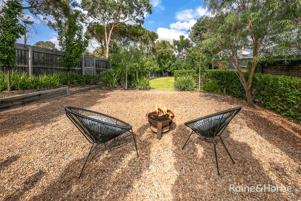 7 Argyle Place, SUNBURY, VIC 3429