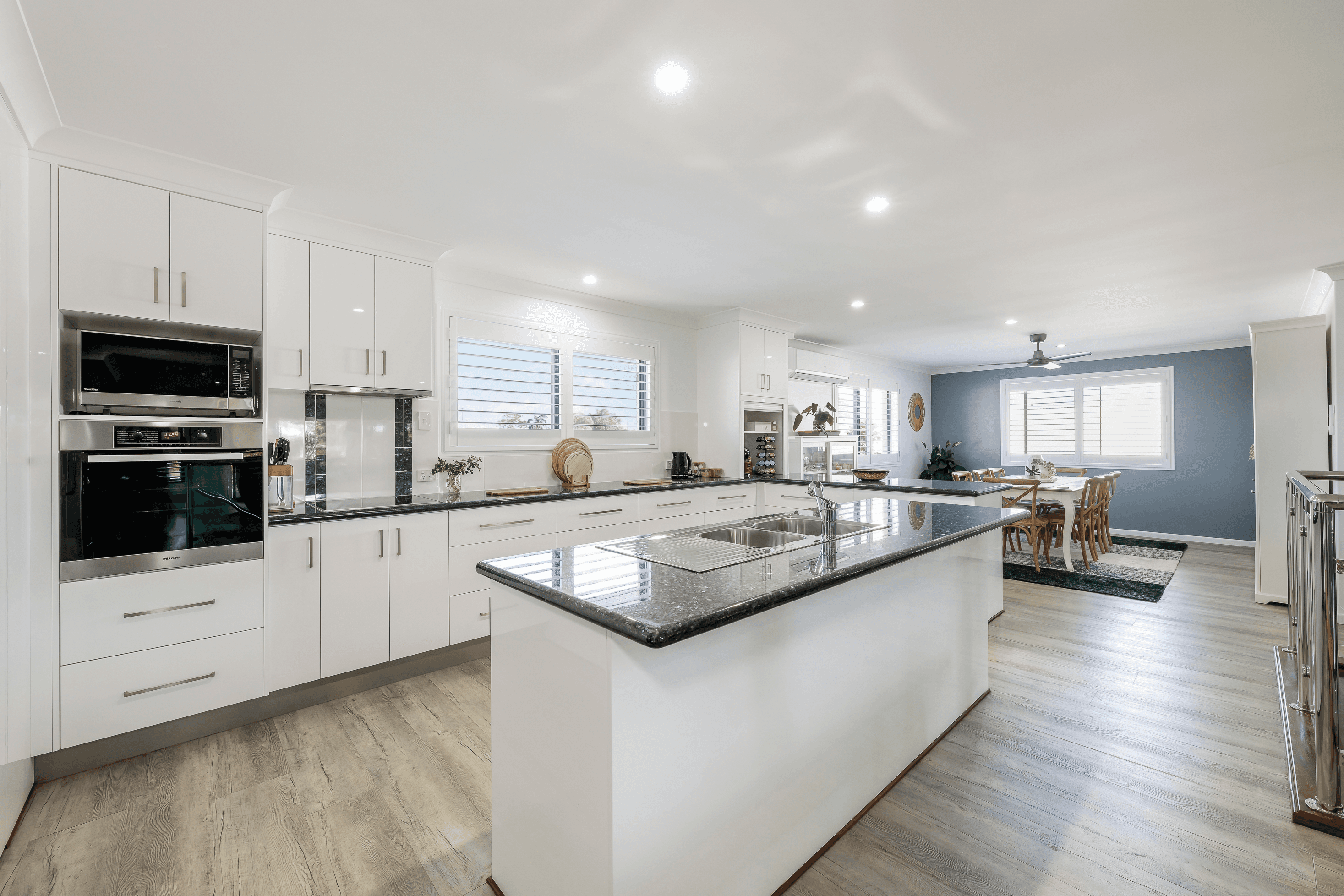 2 Esplanade, INNES PARK, QLD 4670