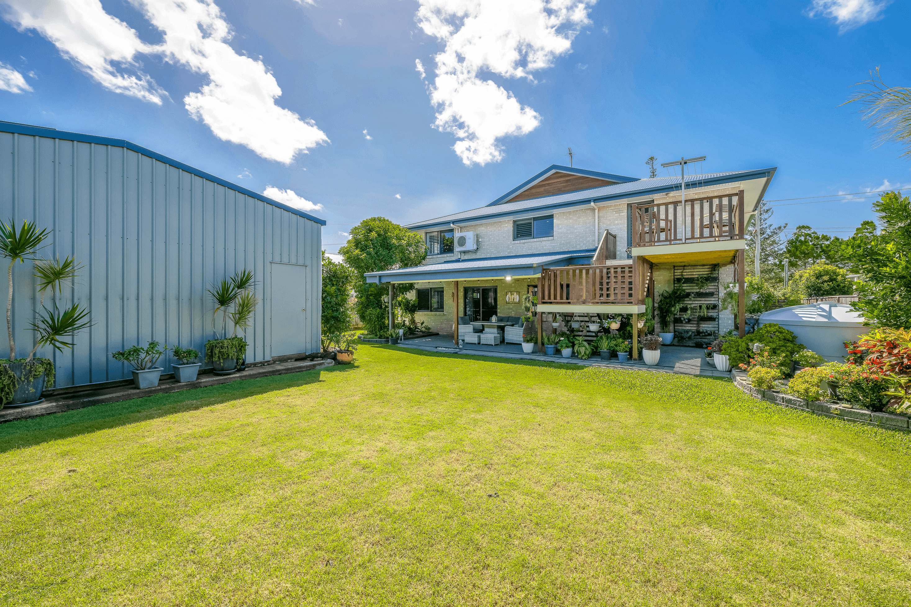 2 Esplanade, INNES PARK, QLD 4670