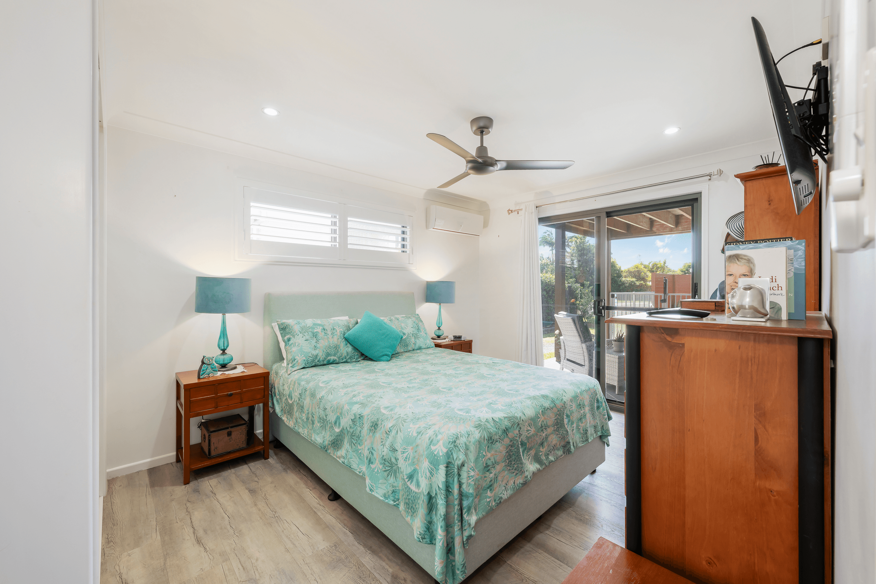 2 Esplanade, INNES PARK, QLD 4670