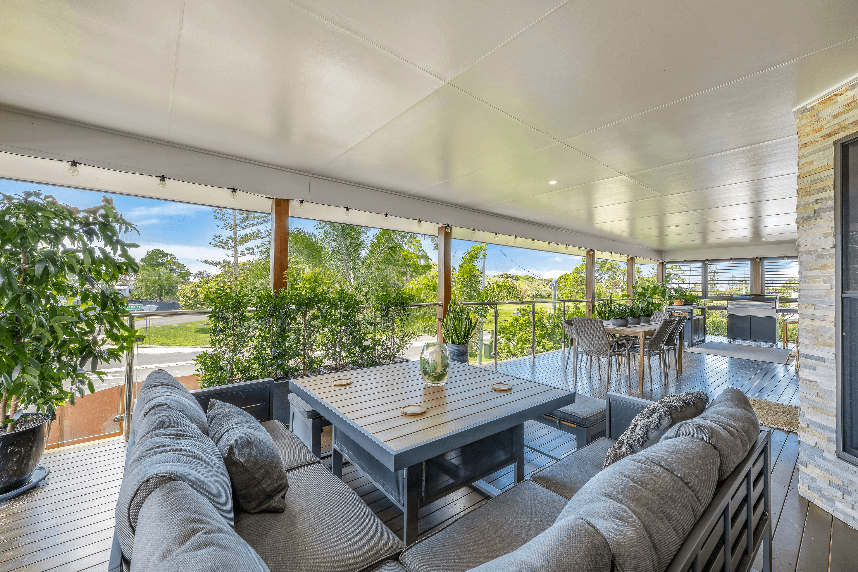 2 Esplanade, INNES PARK, QLD 4670