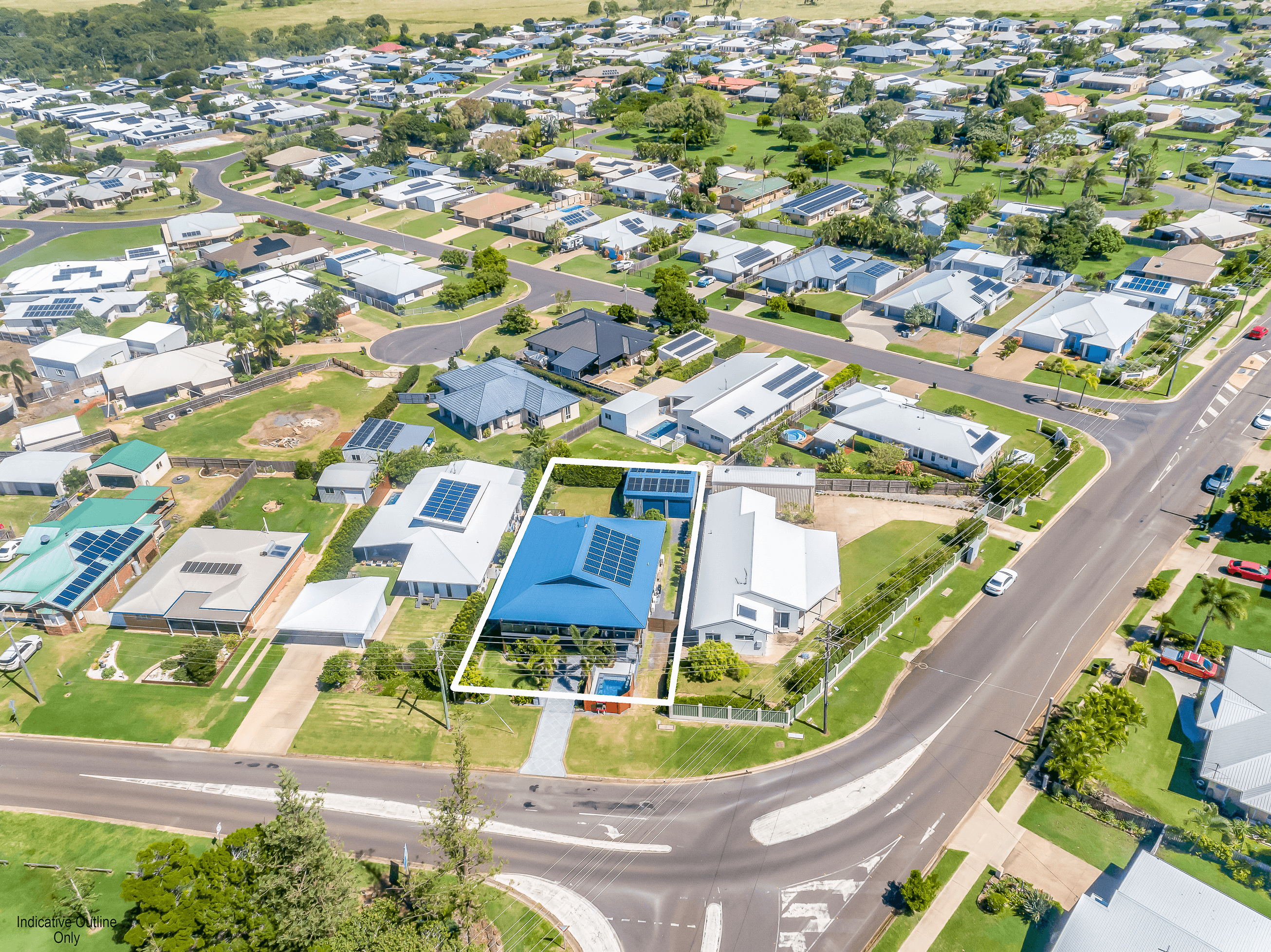 2 Esplanade, INNES PARK, QLD 4670