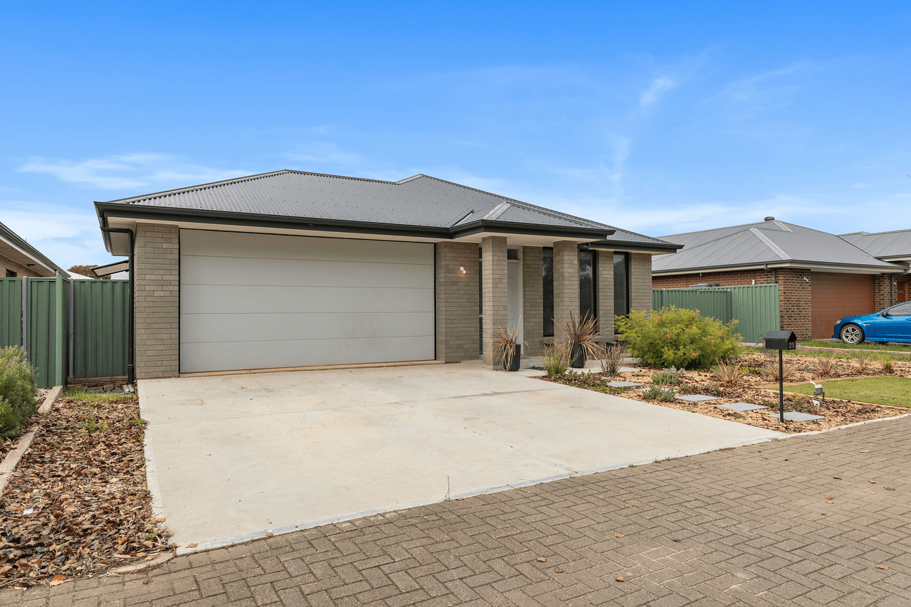 25 The Parkway, Nuriootpa, SA 5355