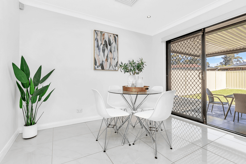 72 Eastern Road, Quakers Hill, NSW 2763