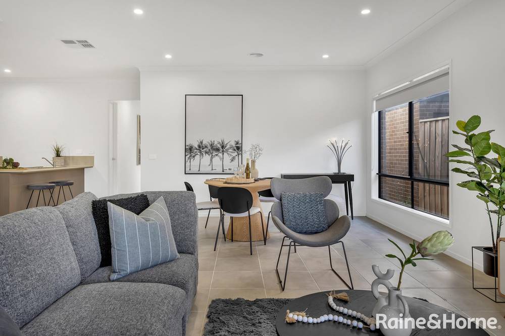 13 Willaroy Boulevard, DONNYBROOK, VIC 3064