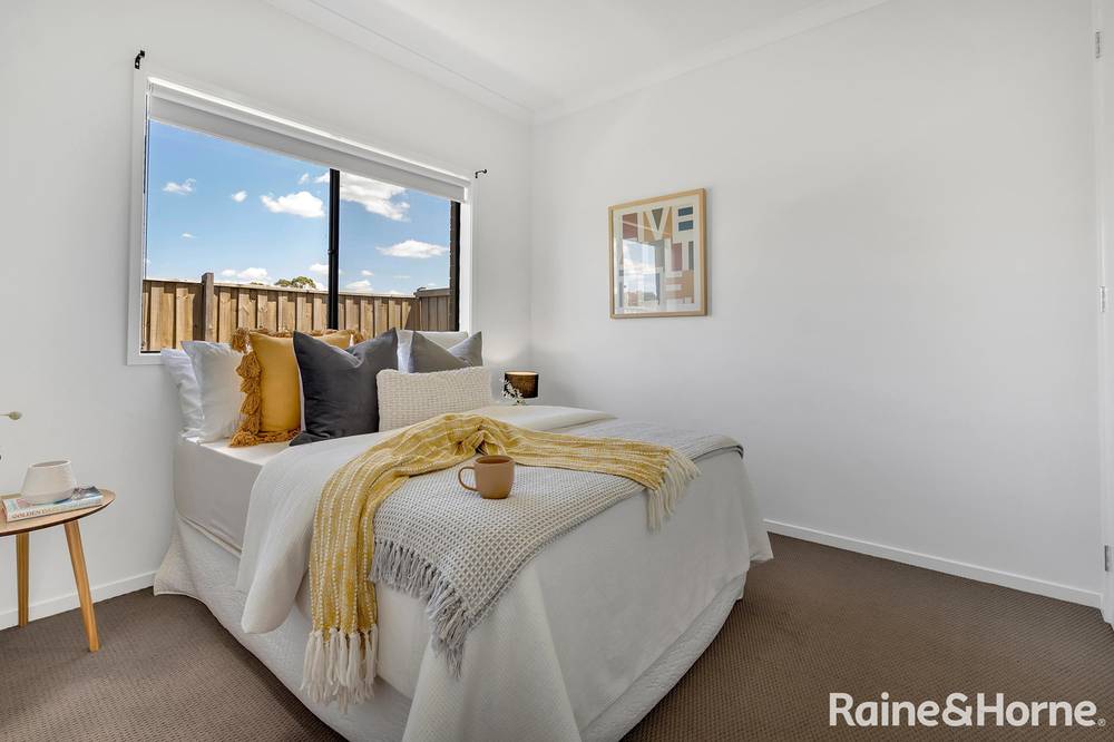 13 Willaroy Boulevard, DONNYBROOK, VIC 3064