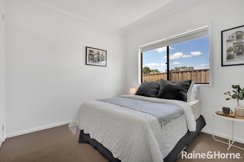 13 Willaroy Boulevard, DONNYBROOK, VIC 3064