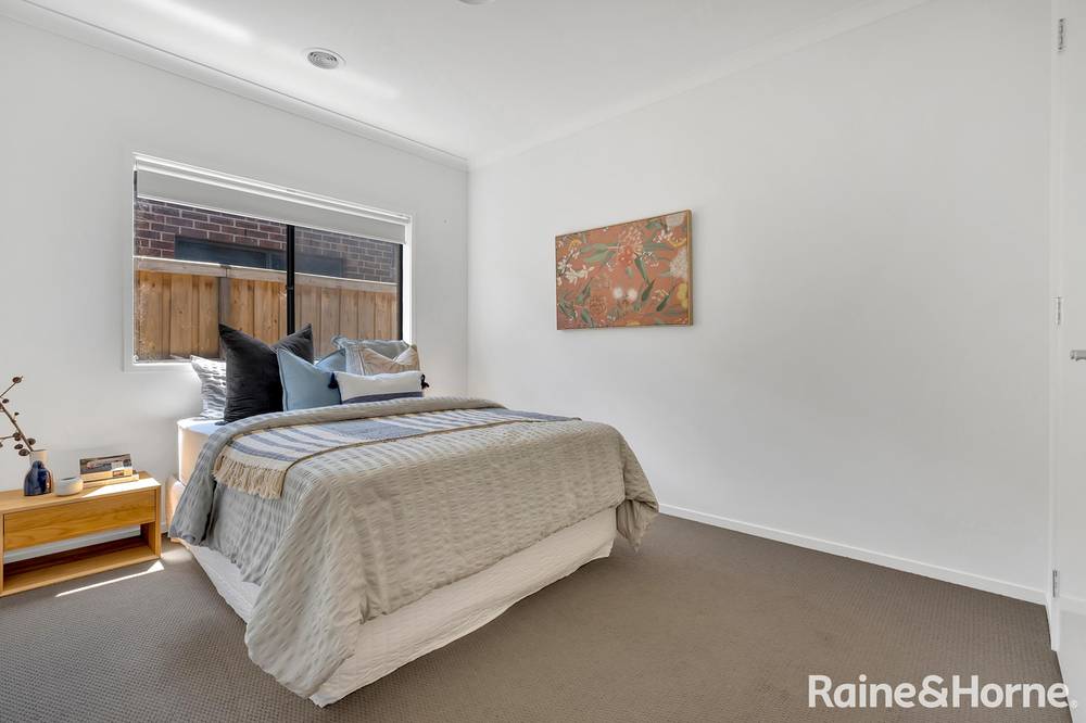 13 Willaroy Boulevard, DONNYBROOK, VIC 3064