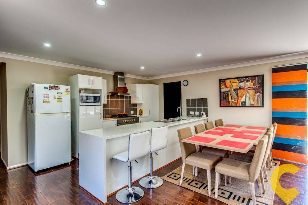 10 John Bell Court, GOODNA, QLD 4300