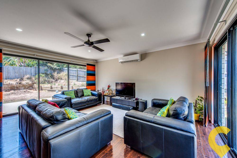 10 John Bell Court, GOODNA, QLD 4300