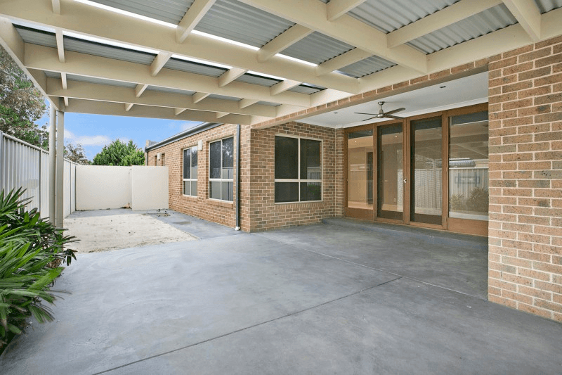 8 Alkoomi Court, EPSOM, VIC 3551