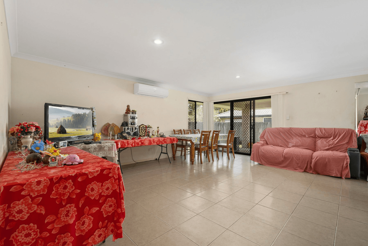 89 Woodrose Road, MORAYFIELD, QLD 4506