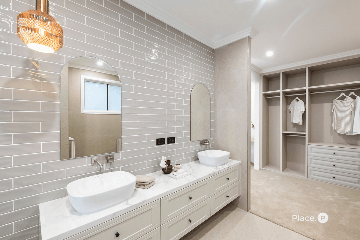 154 Cracknell Road, Tarragindi, QLD 4121