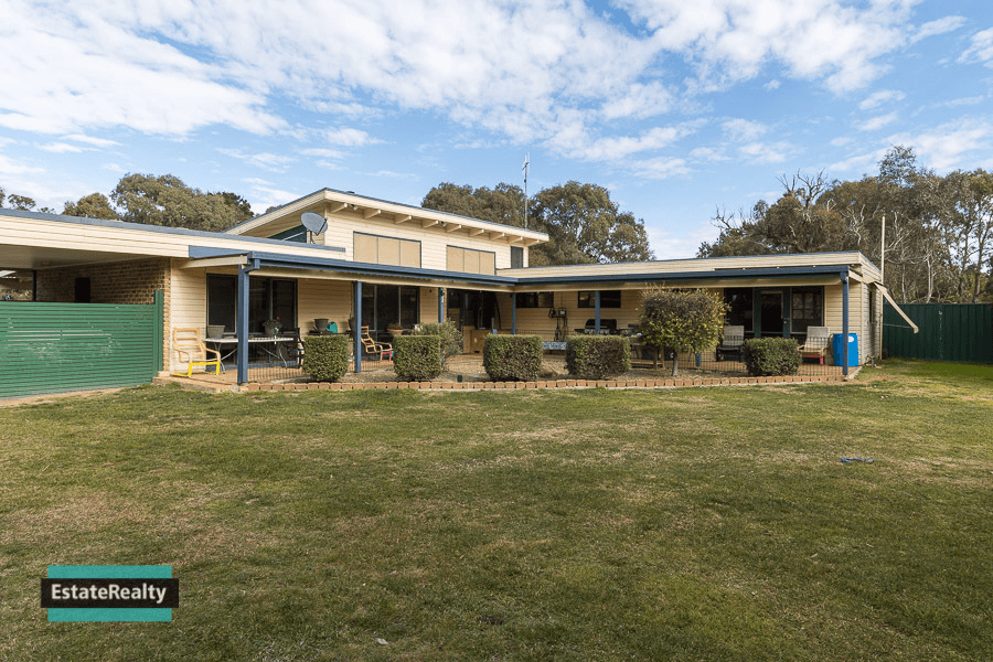 441 Weeroona Dr, Wamboin, NSW 2620