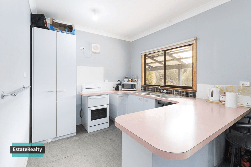 441 Weeroona Dr, Wamboin, NSW 2620