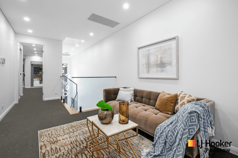 22 Creswell Street, REVESBY, NSW 2212