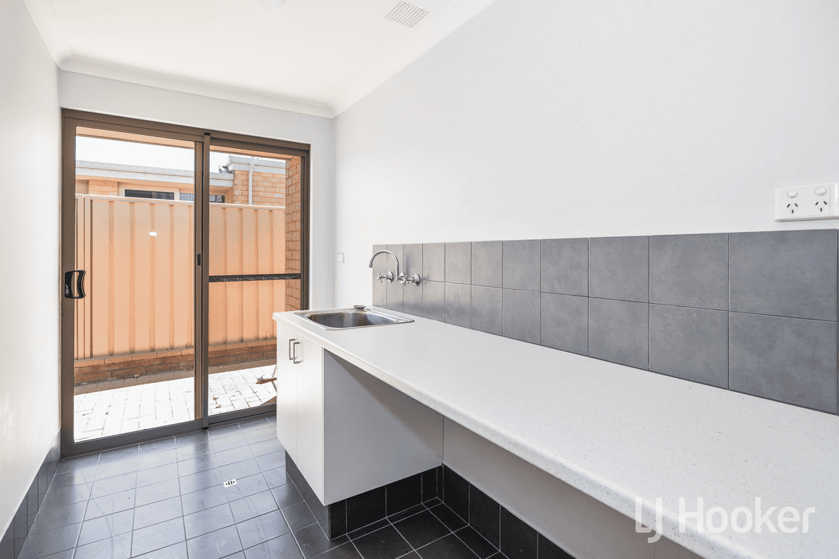 4/146 St Andrews Drive, YANCHEP, WA 6035