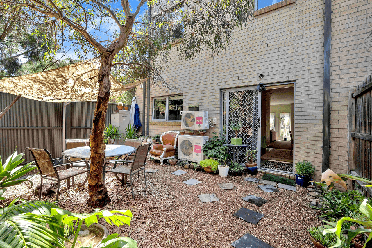 49 Rowell Drive, MERNDA, VIC 3754