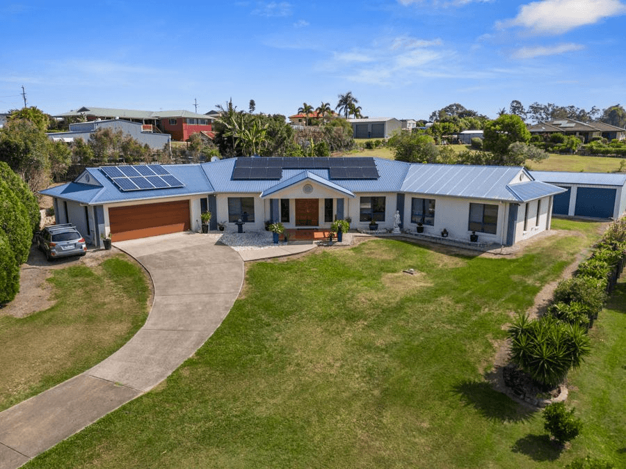 4 Dominique Court, SOUTHSIDE, QLD 4570