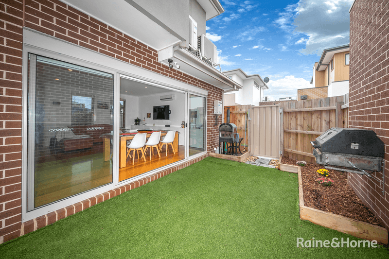 1/22 McNamara Avenue, AIRPORT WEST, VIC 3042