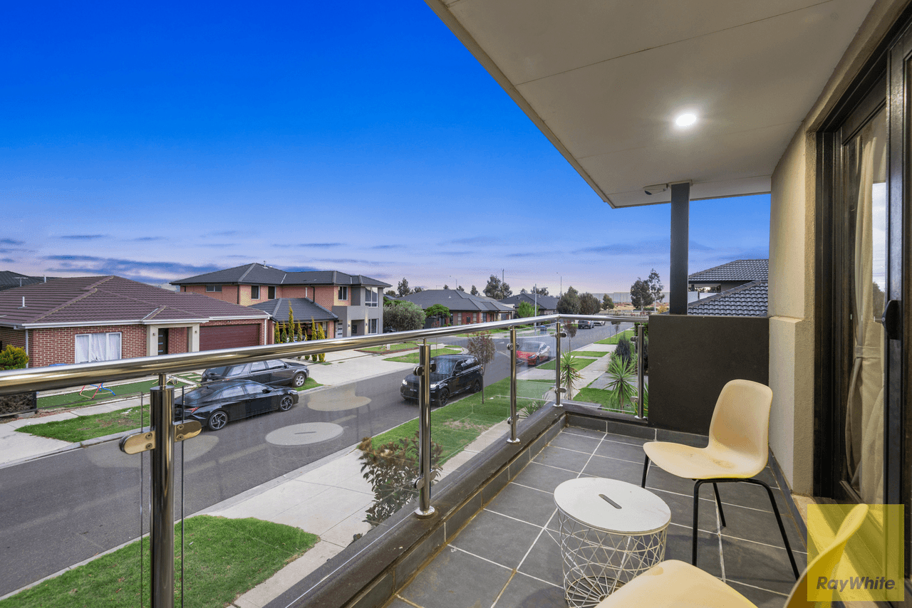 4 Larnook Crescent, TRUGANINA, VIC 3029