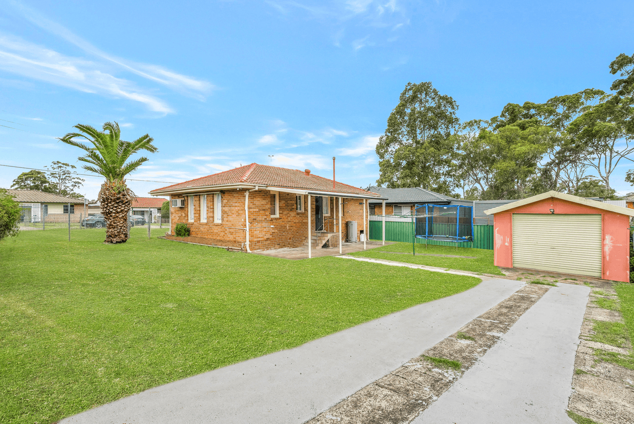 28 Bolinda Street, BUSBY, NSW 2168