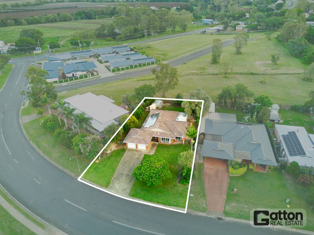 31 Lake Apex Drive, Gatton, QLD 4343