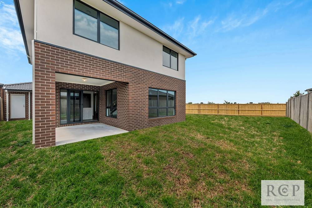 1 Wattlebird Drive, KURUNJANG, VIC 3337