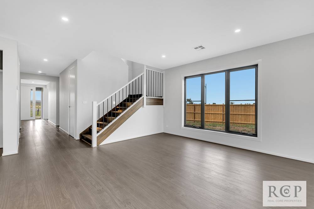 1 Wattlebird Drive, KURUNJANG, VIC 3337