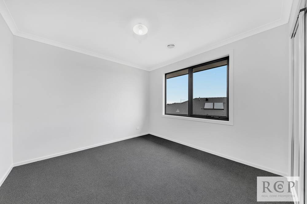 1 Wattlebird Drive, KURUNJANG, VIC 3337