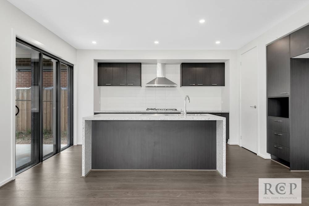 1 Wattlebird Drive, KURUNJANG, VIC 3337