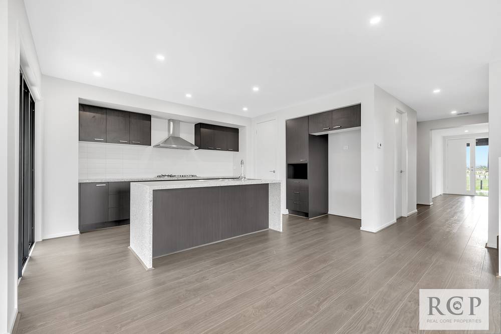 1 Wattlebird Drive, KURUNJANG, VIC 3337