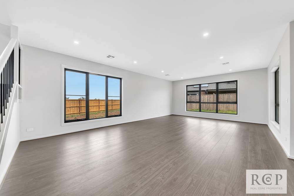 1 Wattlebird Drive, KURUNJANG, VIC 3337