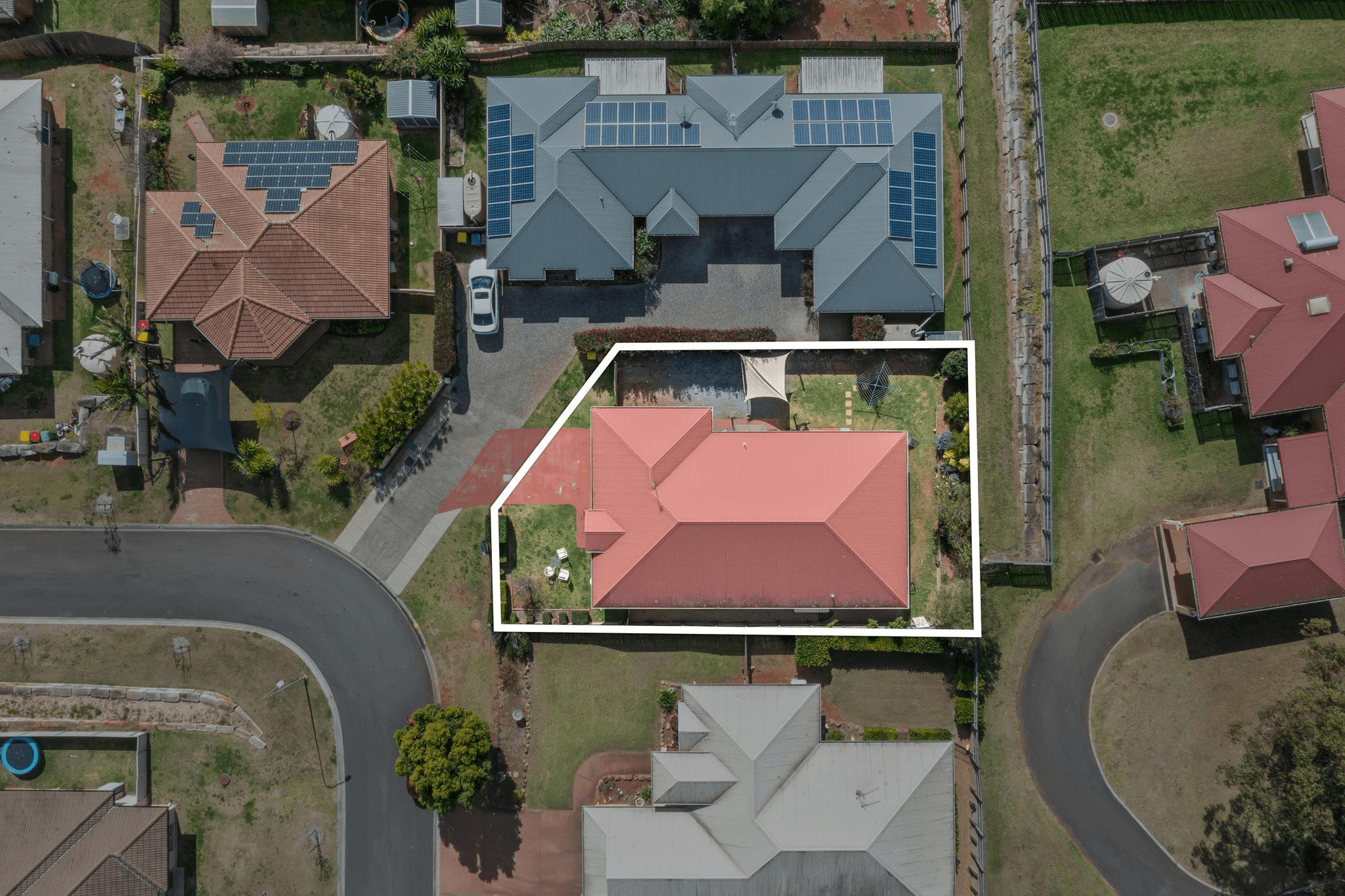 20 Willowburn Drive, ROCKVILLE, QLD 4350