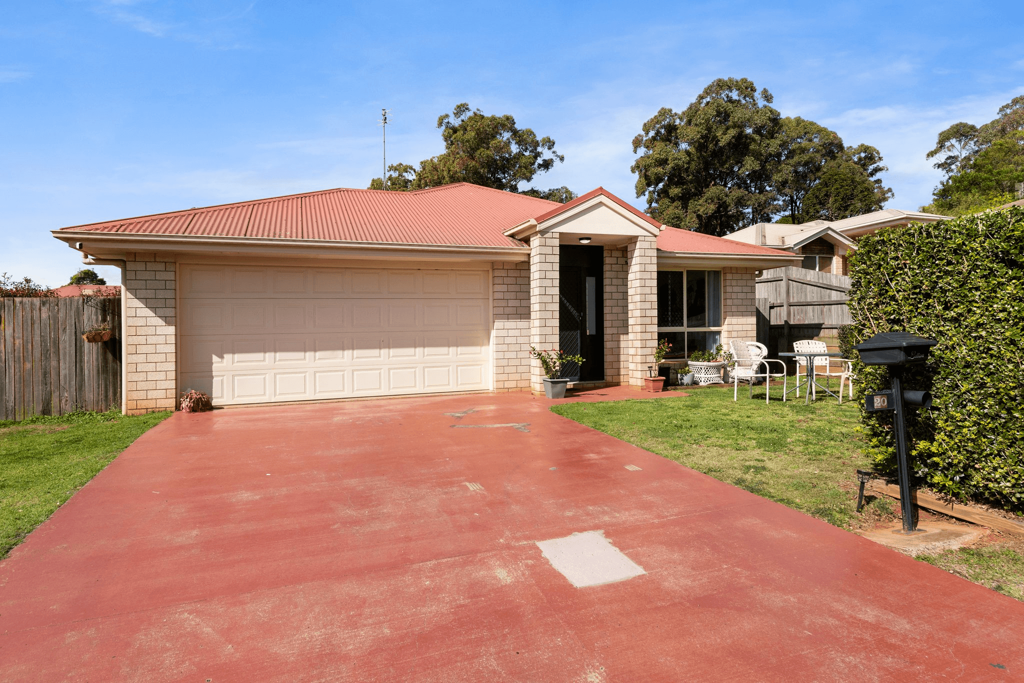 20 Willowburn Drive, ROCKVILLE, QLD 4350