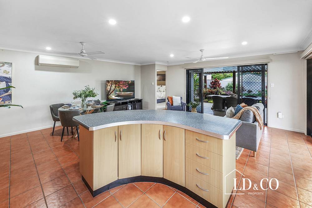 21 Theodore Crescent, RURAL VIEW, QLD 4740