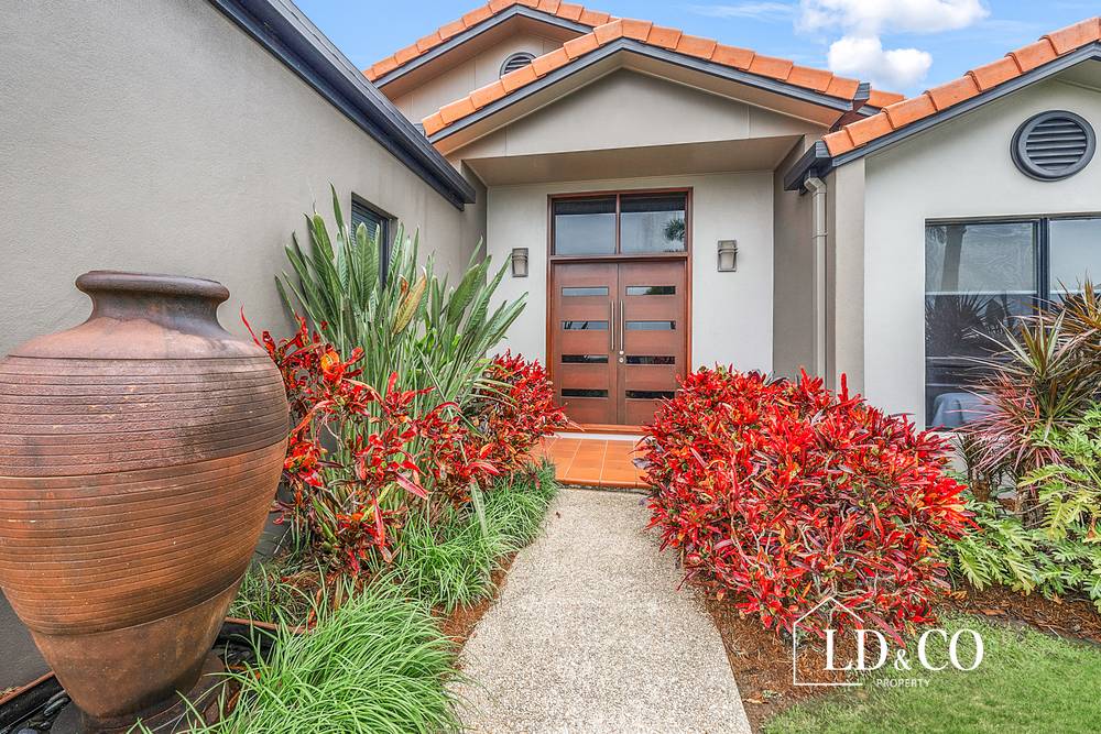 21 Theodore Crescent, RURAL VIEW, QLD 4740