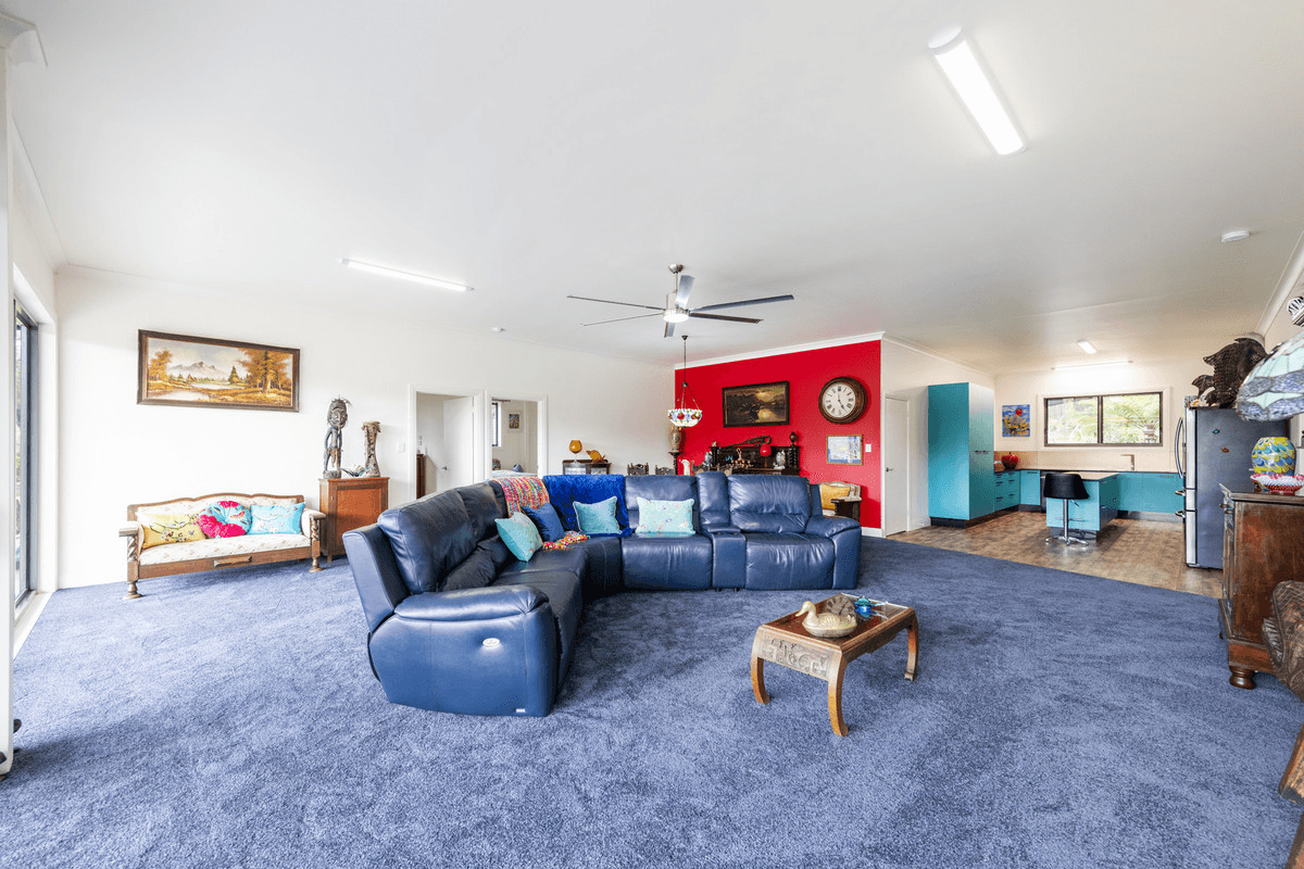 1484 Brooms Head Road, Taloumbi, NSW 2463