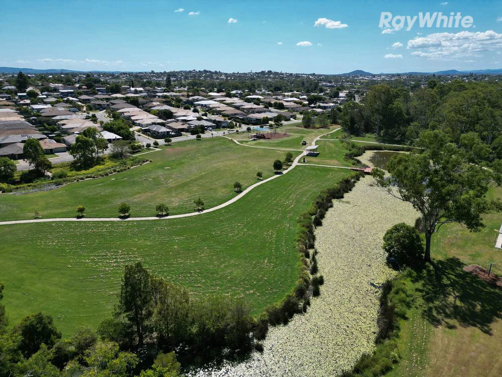 19 Kordan Boulevard, RACEVIEW, QLD 4305