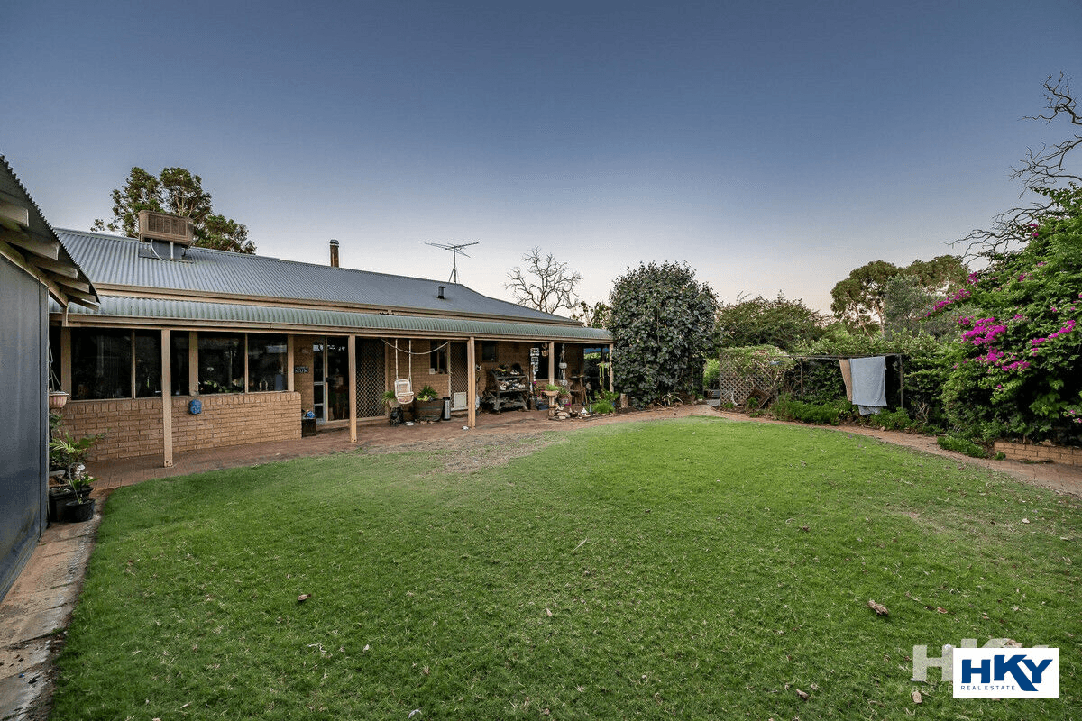 410 Chittering Road, Bullsbrook, WA 6084