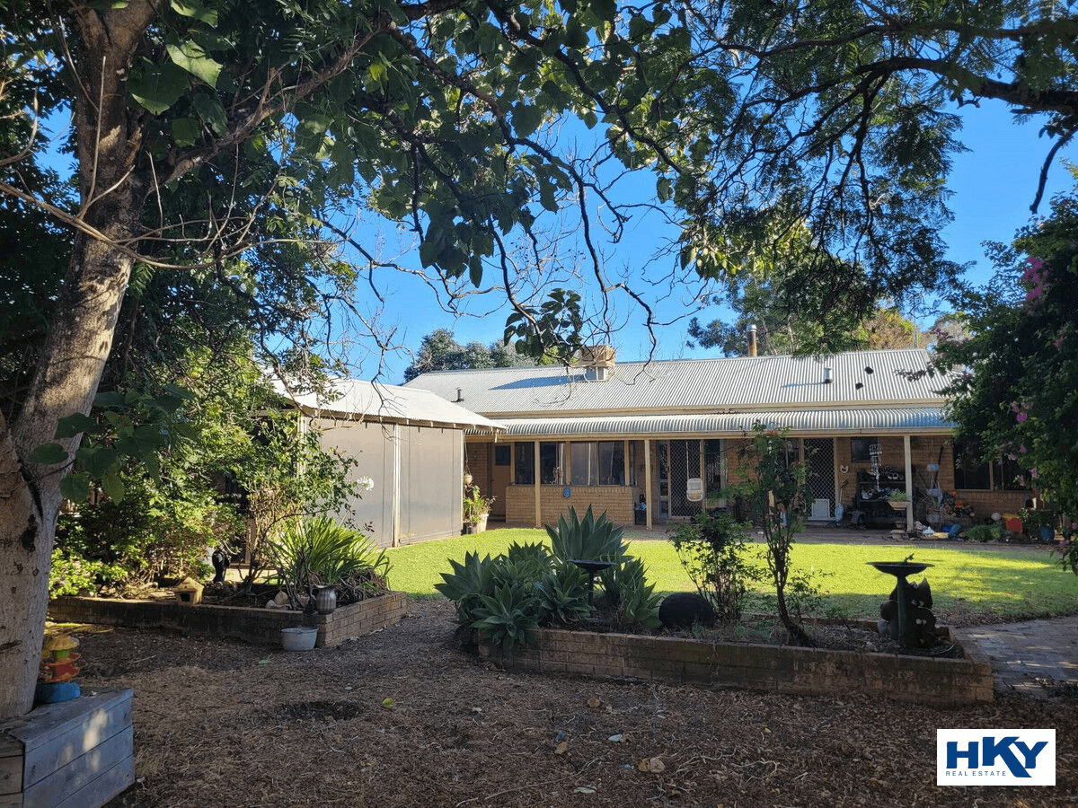 410 Chittering Road, Bullsbrook, WA 6084