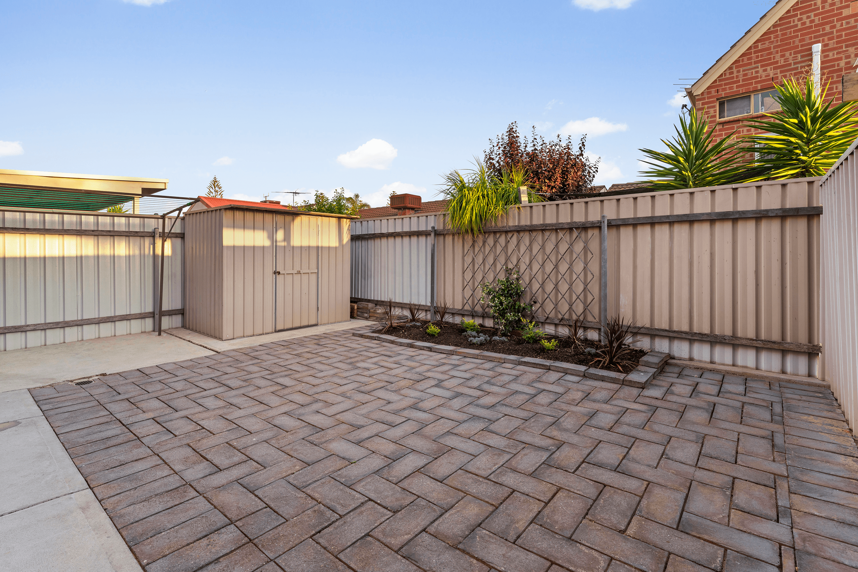 10 Weir Street, LARGS BAY, SA 5016