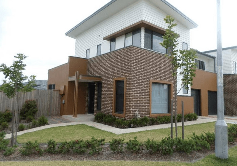 64 Coach Drive, VOYAGER POINT, NSW 2172