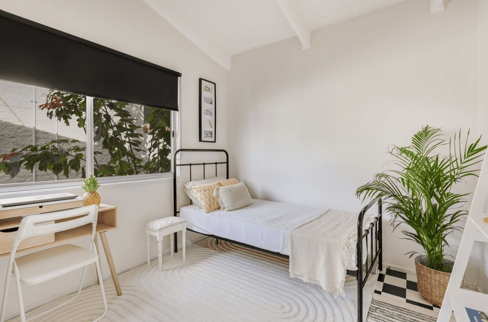 98 Garrick Street, COOLANGATTA, QLD 4225