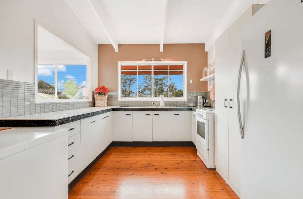 98 Garrick Street, COOLANGATTA, QLD 4225