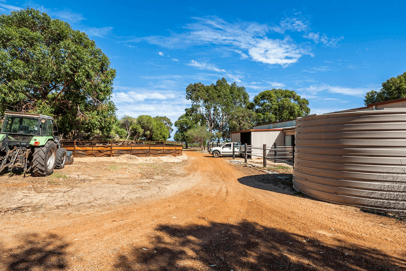 307 Chittering Road, BULLSBROOK, WA 6084